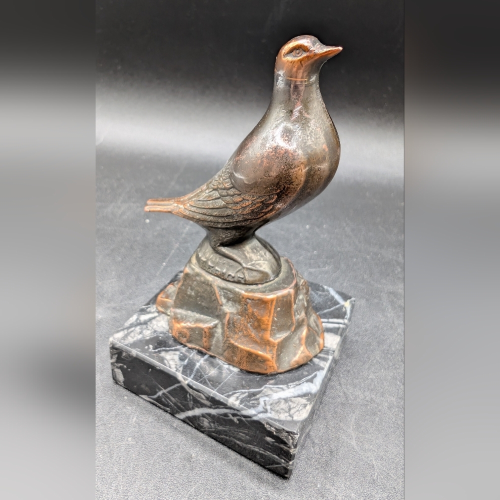 Vintage French Dove Pigeon Spelter Figurine Paperweight On Black Marble Stand